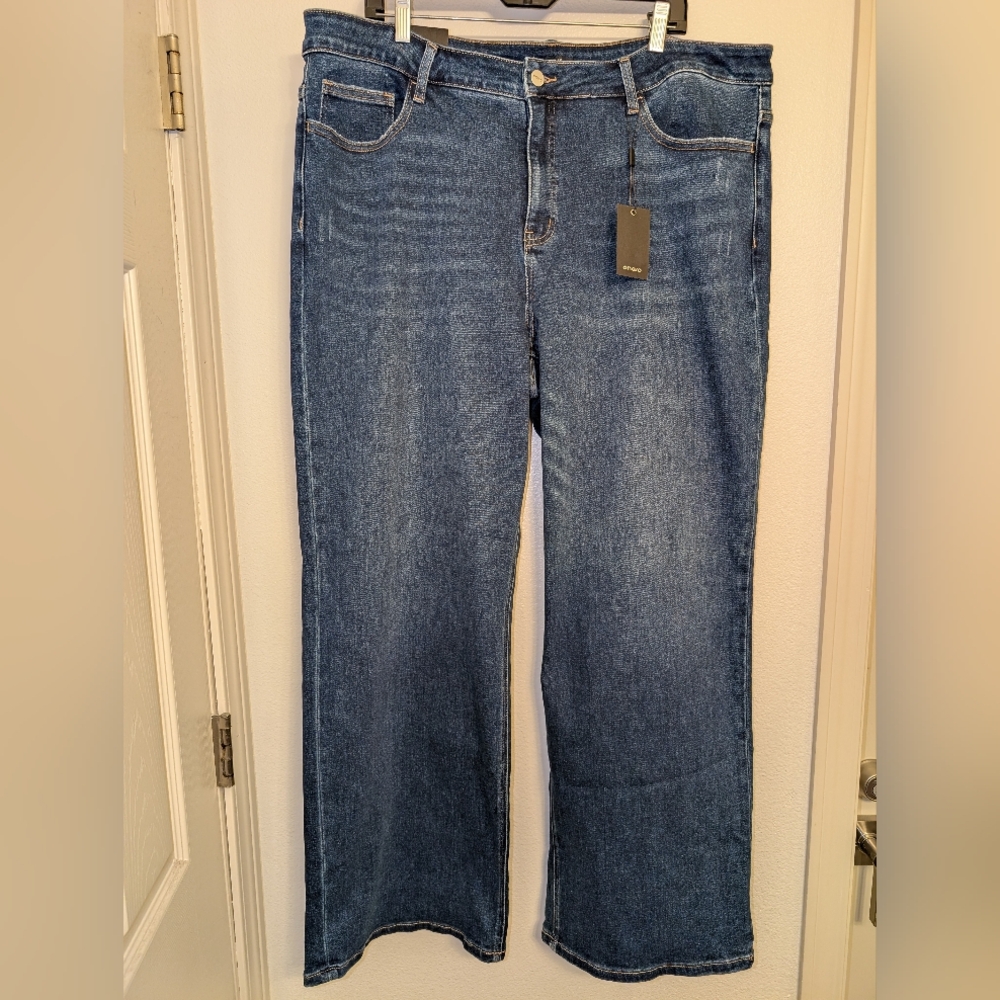NWT Oneso Mid Rise Wide Leg Jean
